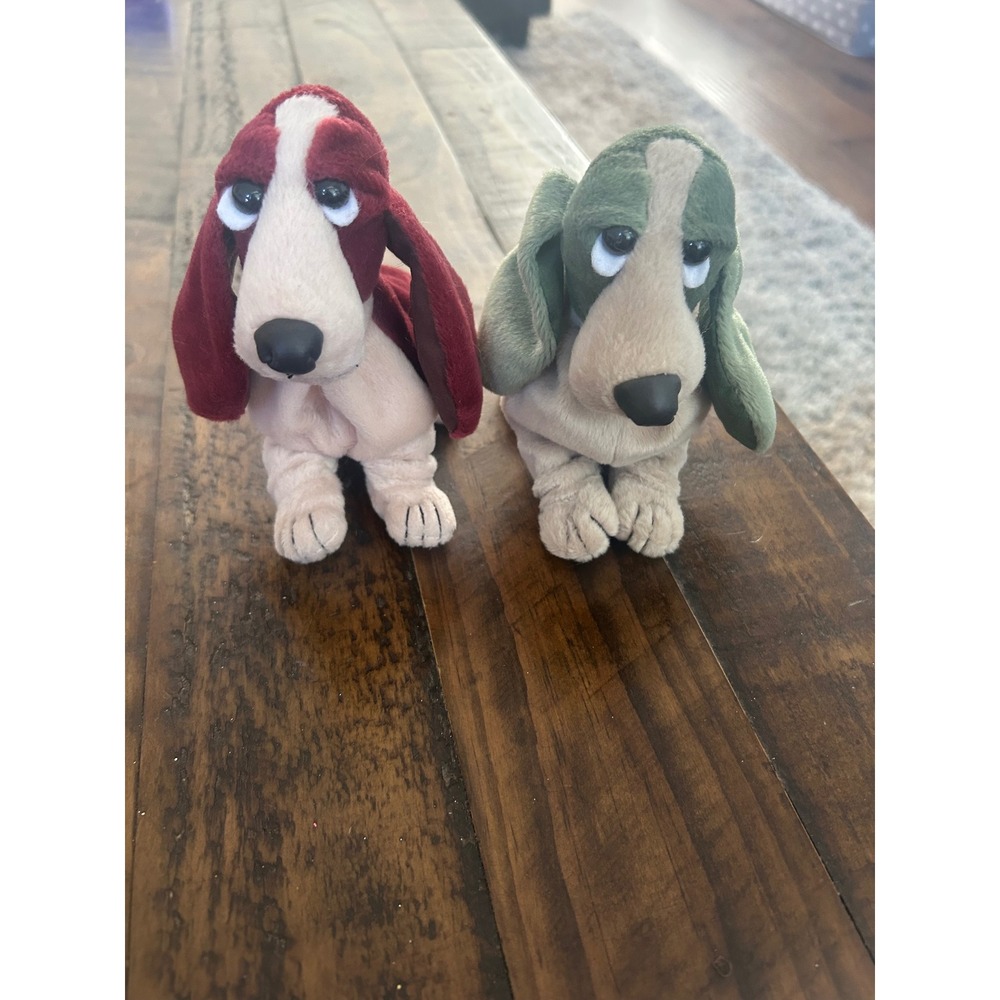Vintage Applause Hush Puppies Plush Bean Bag Dog Set Red Green Basset Hound 2pc